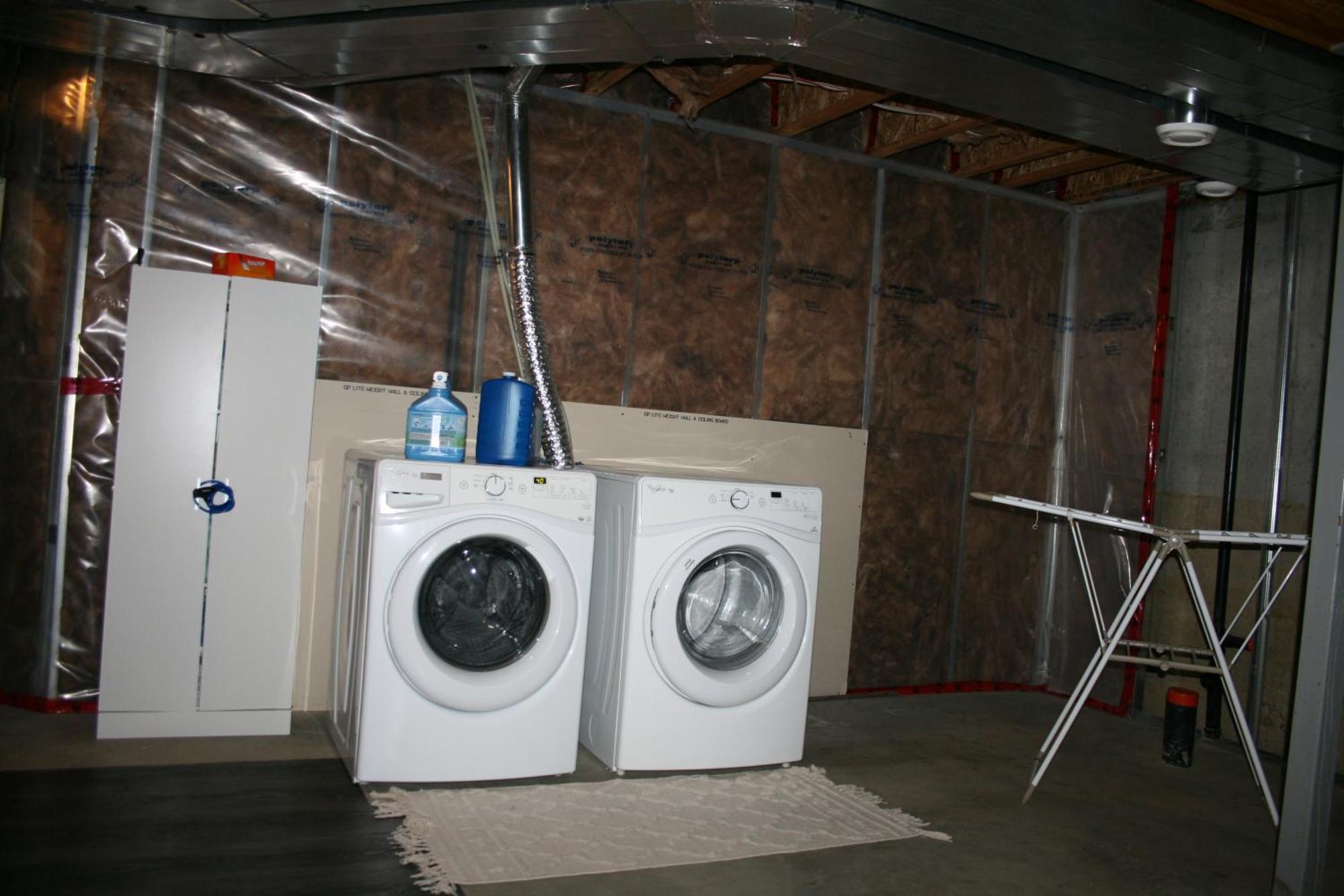 Entire Home Ac 4Beds Sleeps 8 Double Garage Near Wem Free Wifi & Netflix エドモントン エクステリア 写真